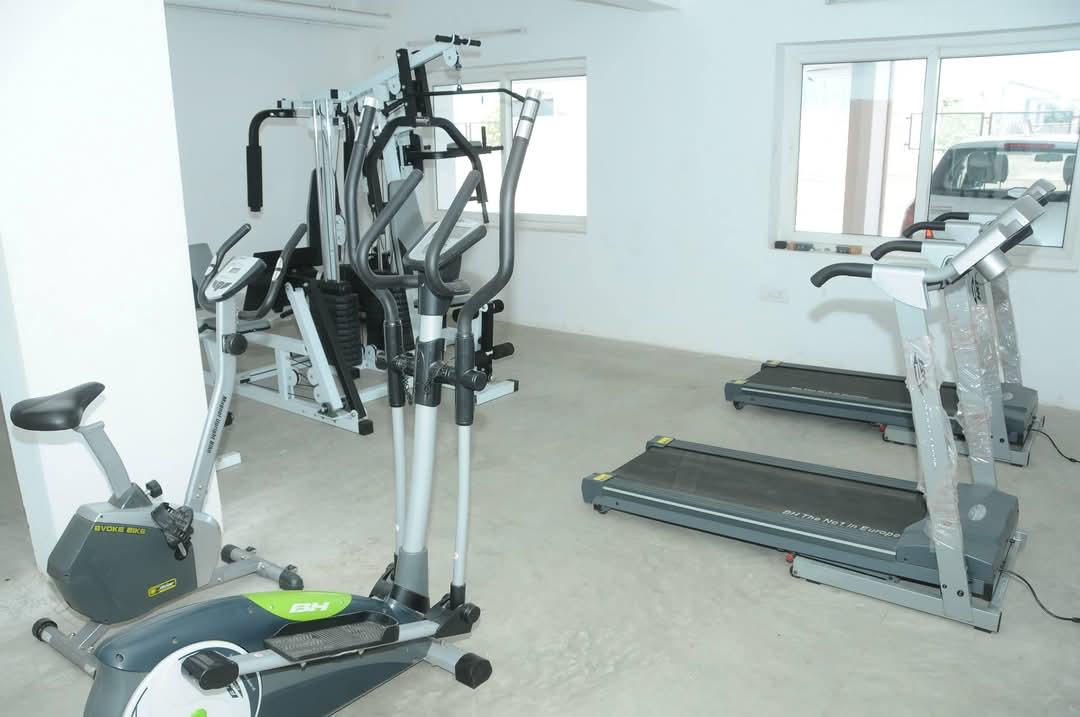 Split Level Courtyard - 1st Floor